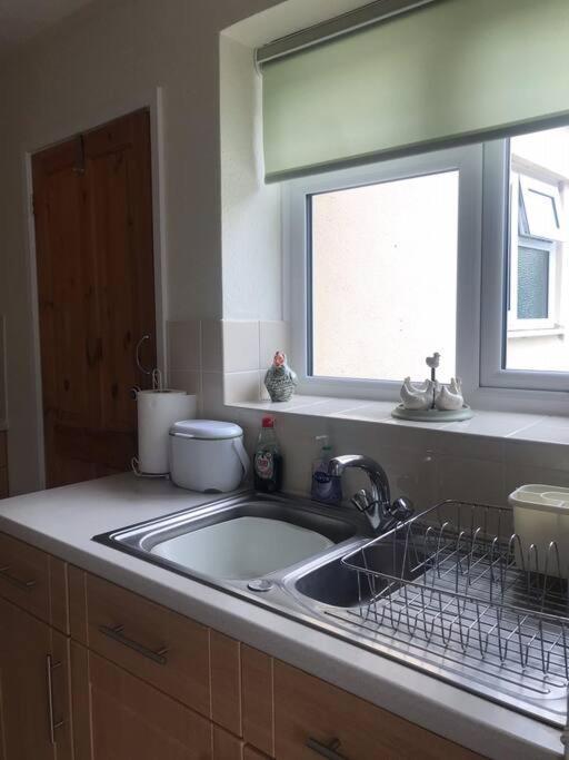 No 96 Chapel Lane - Self Contained Cottage In The Heart Of Butleigh Экстерьер фото